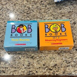 Bob Books bundle: First Stories & Set 2 Advancing Beginners
